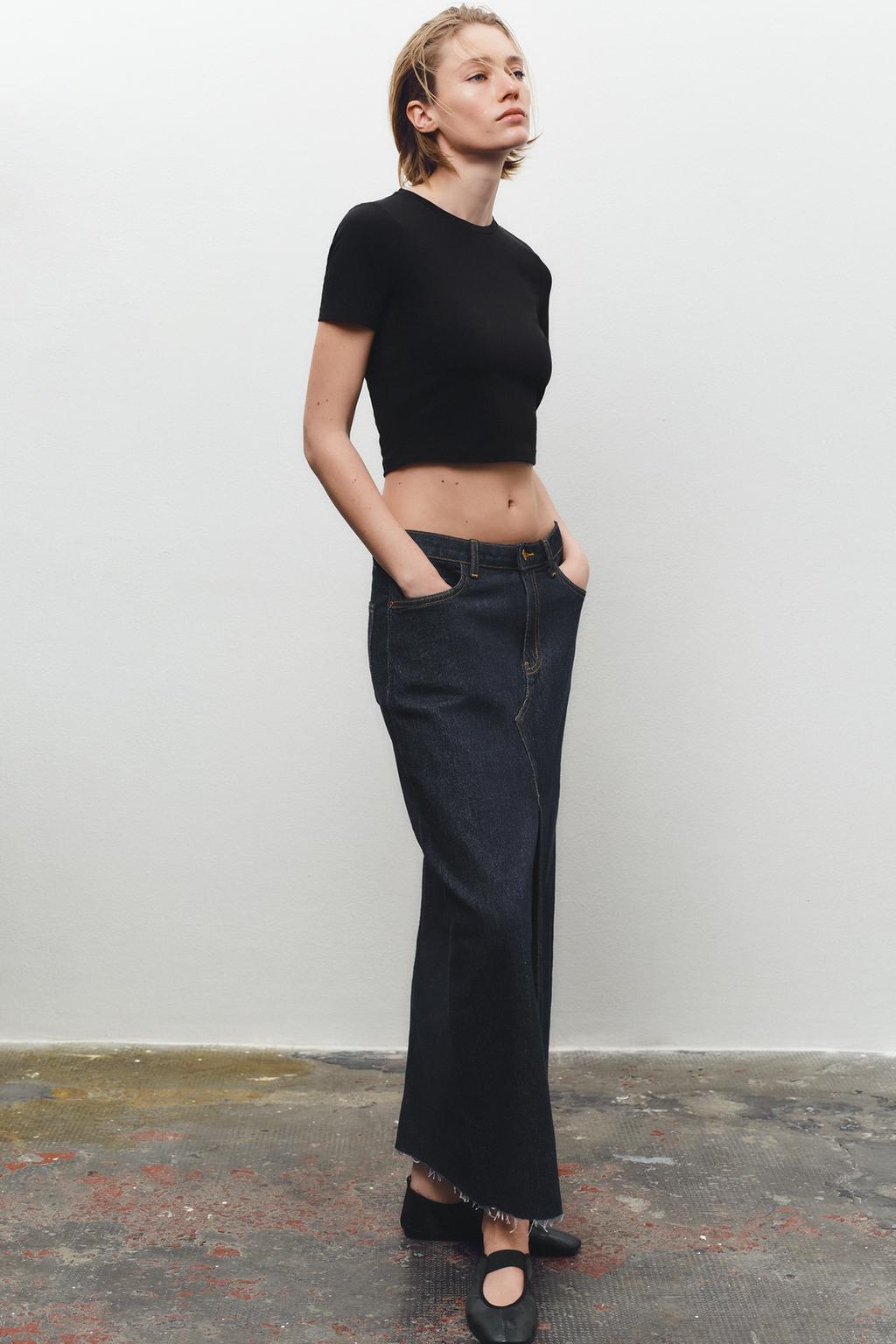 ZARA Cropped Stretch T-Shirt
