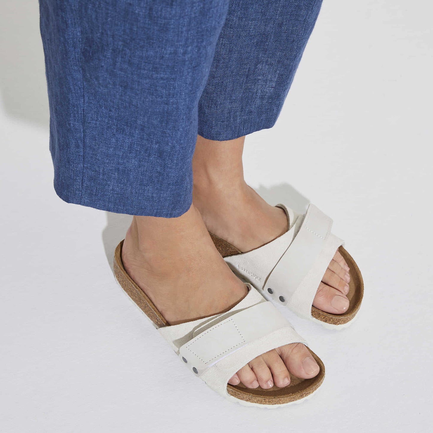 BIRKENSTOCK Oita Suede Leather - White/Antique White