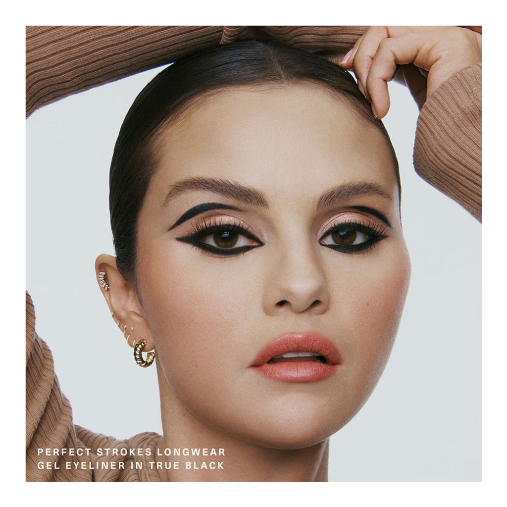 RARE BEAUTY Perfect Strokes Matte Liquid Eyeliner – Black