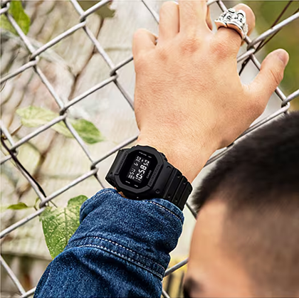 CASIO DW-5600BB-1