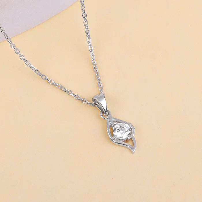 Anushka Sharma Silver Falling Dew Pendant With Link Chain
