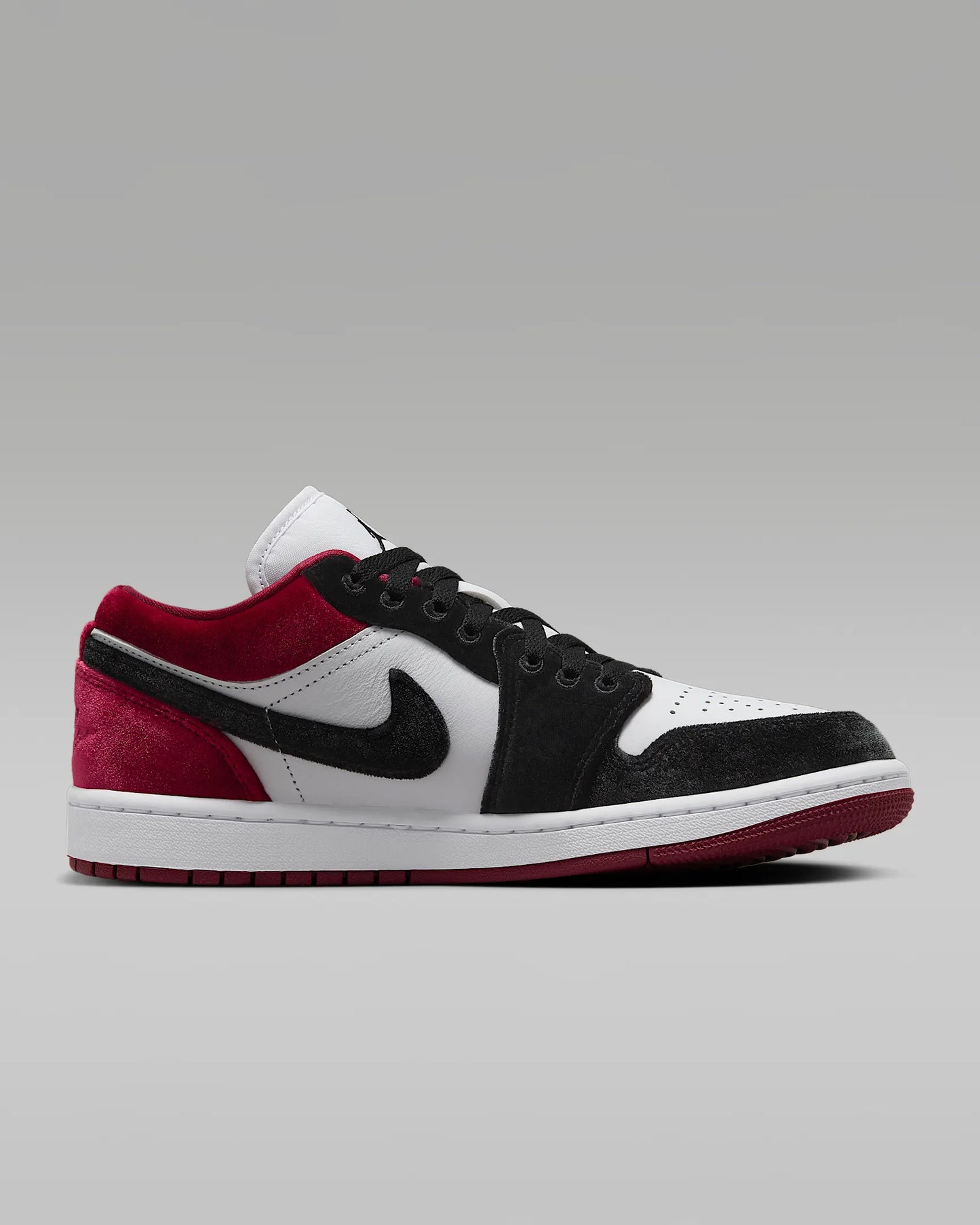 Nike Air Jordan 1 Low SE