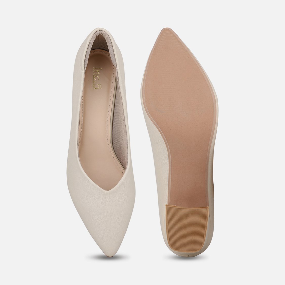INC.5 Textured Pumps