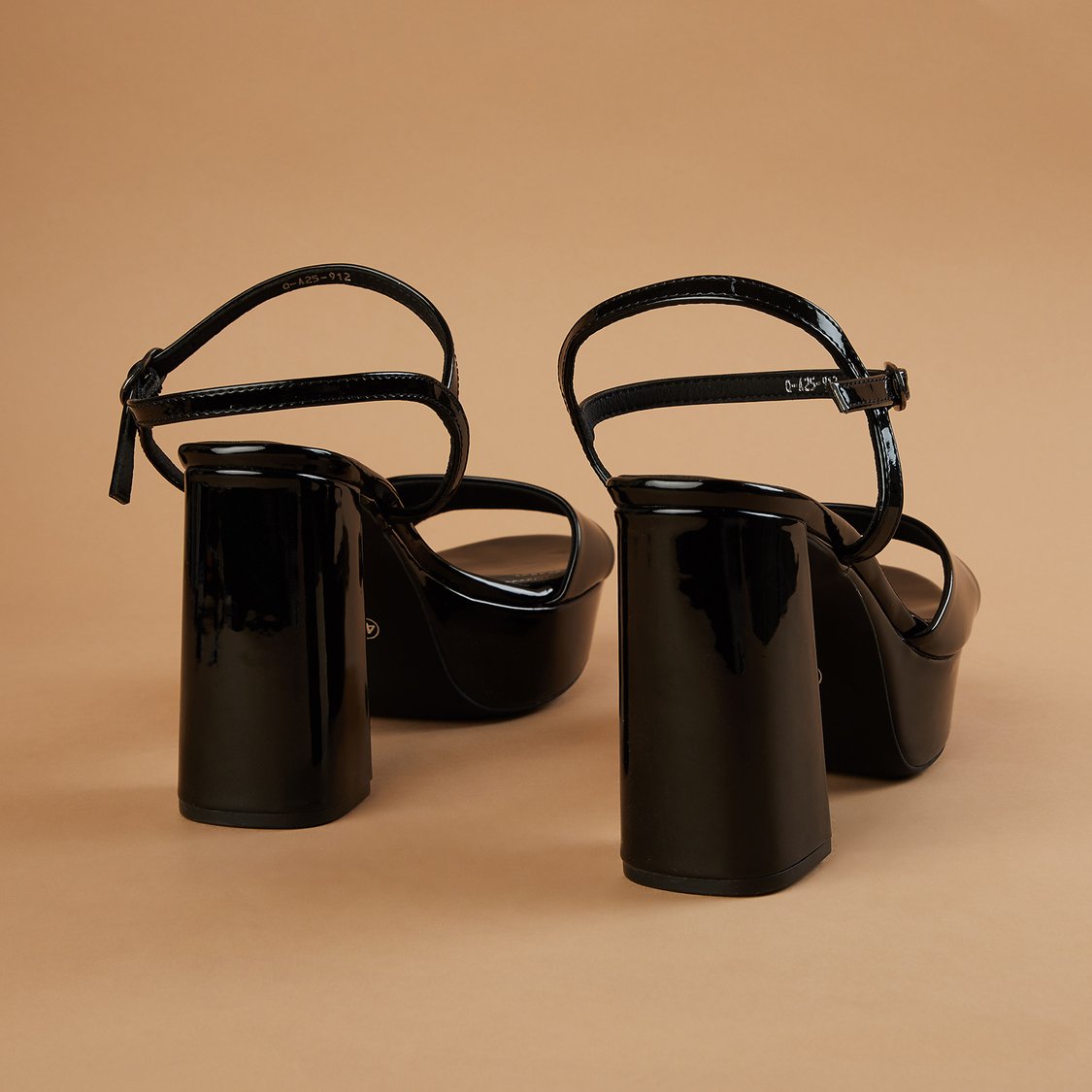 CODE Glossy Platforms