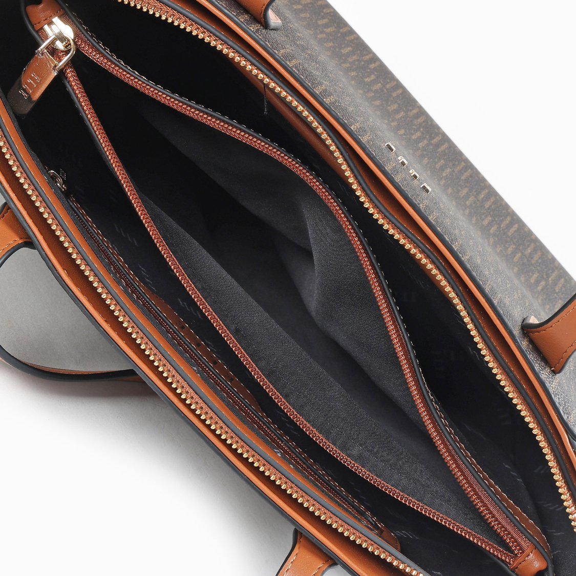 ELLE Printed Shoulder Bag