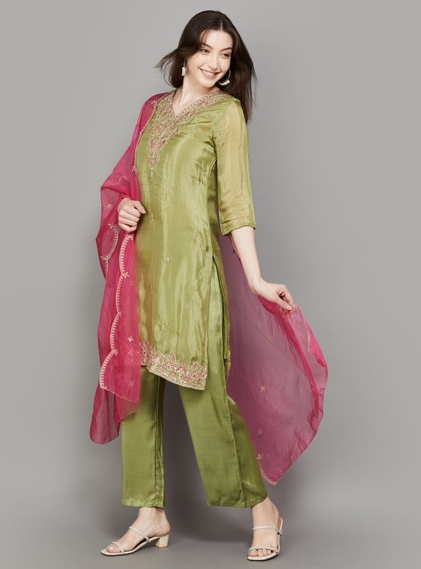 FASHOR Embroidered Straight Kurta Set