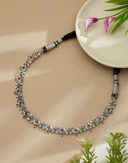 Metal Short Necklace