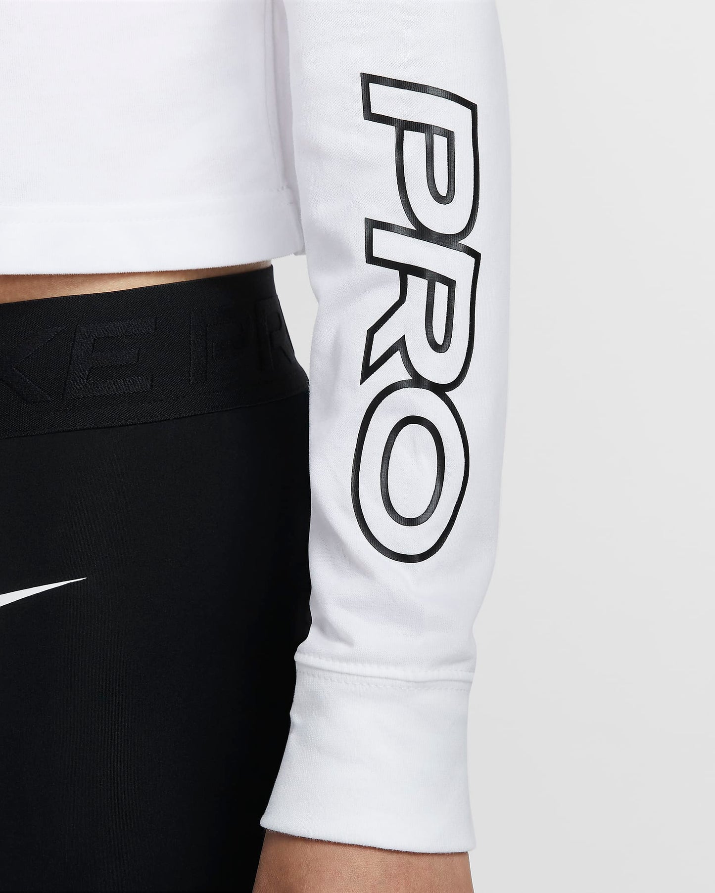 Nike Pro Women's Dri-FIT Long-Sleeve Cropped T-Shirt