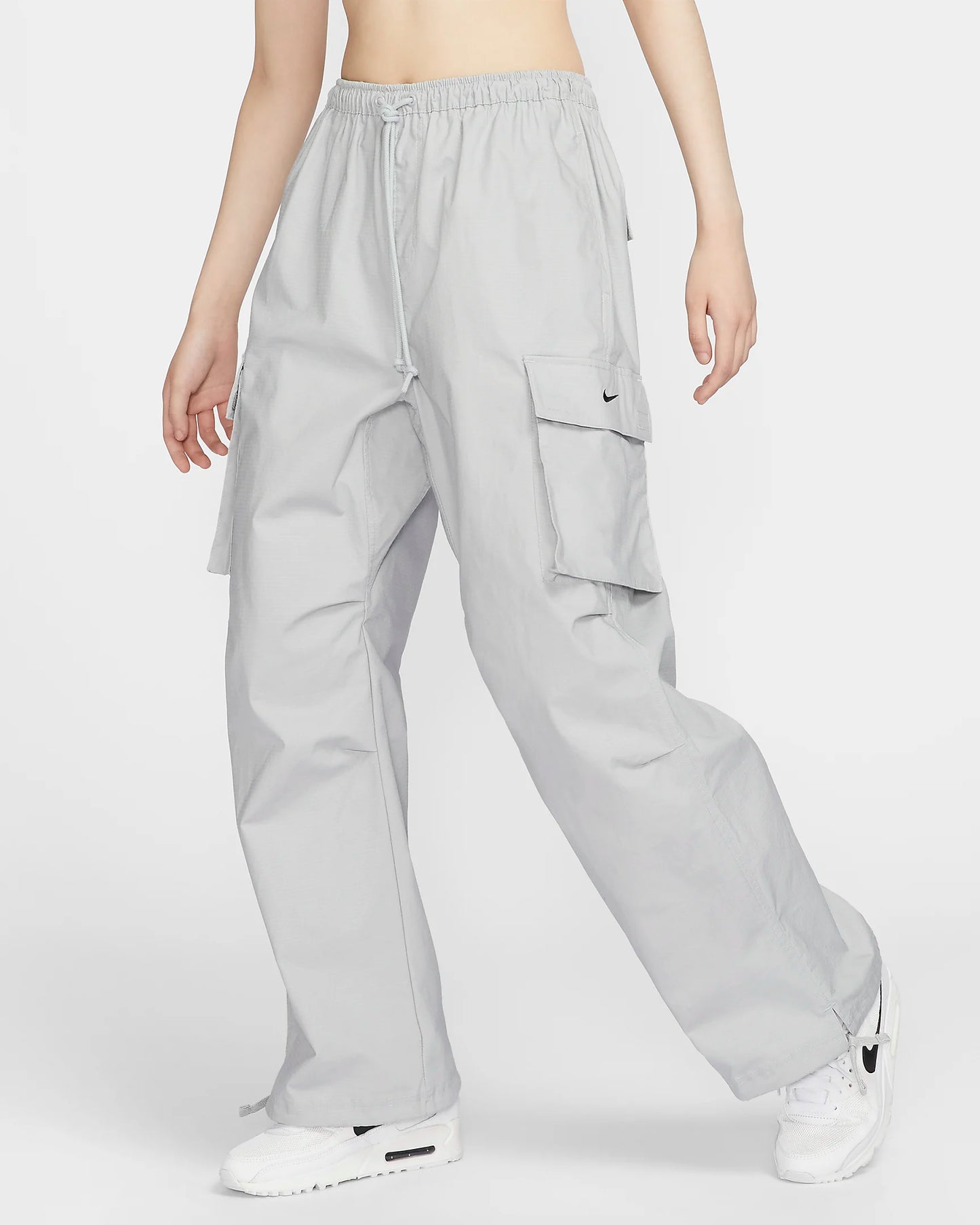 Nike Sportswear Women's Mid-Rise Cargo Trousers