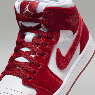 Nike Air Jordan 1 Mid SE Women's Shoes